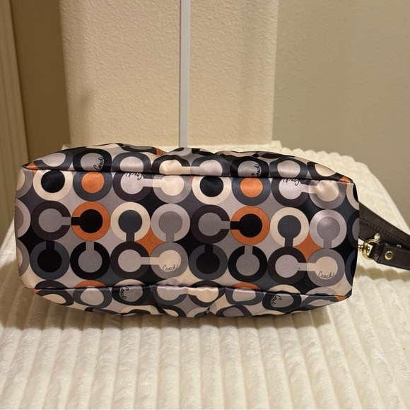 Coach Limited Edition Op Art Sabrina Satchel bag. - Picture 14 of 15